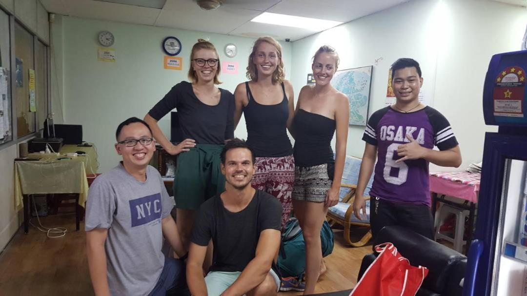 Borneo Gaya Lodge Кота Кинабалу Екстериор снимка