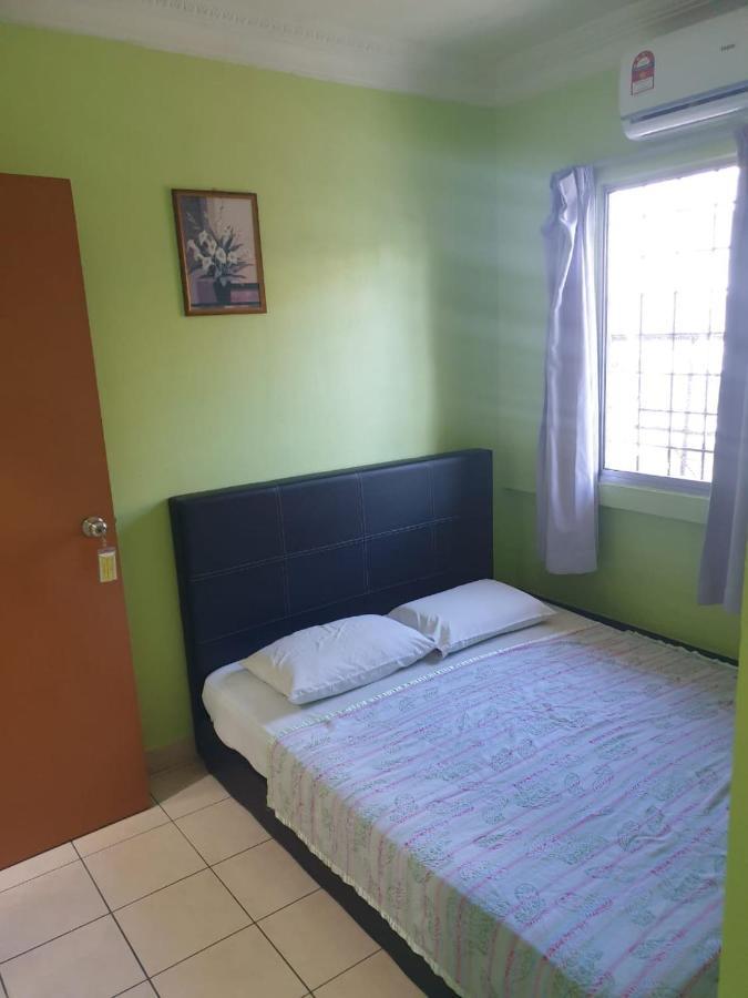 Borneo Gaya Lodge Кота Кинабалу Екстериор снимка