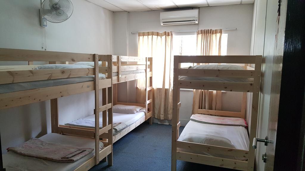 Borneo Gaya Lodge Кота Кинабалу Екстериор снимка