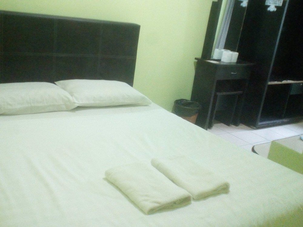 Borneo Gaya Lodge Кота Кинабалу Екстериор снимка