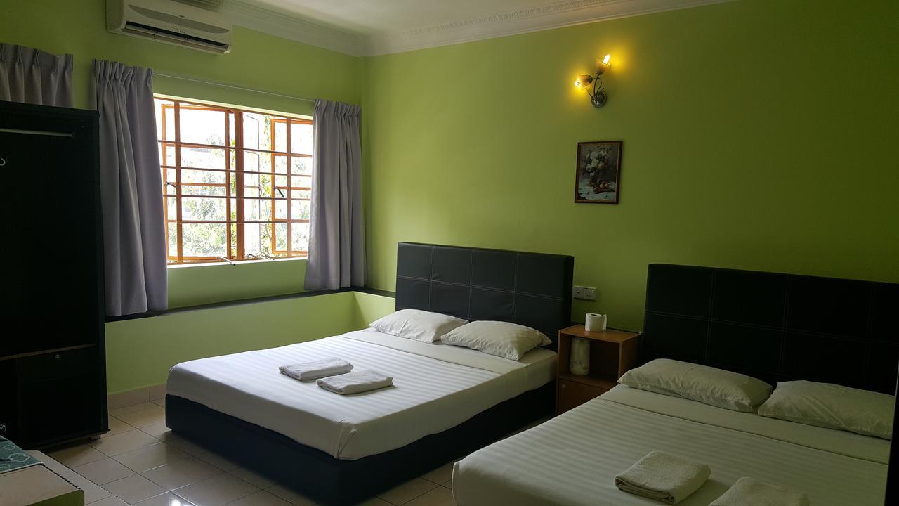 Borneo Gaya Lodge Кота Кинабалу Екстериор снимка